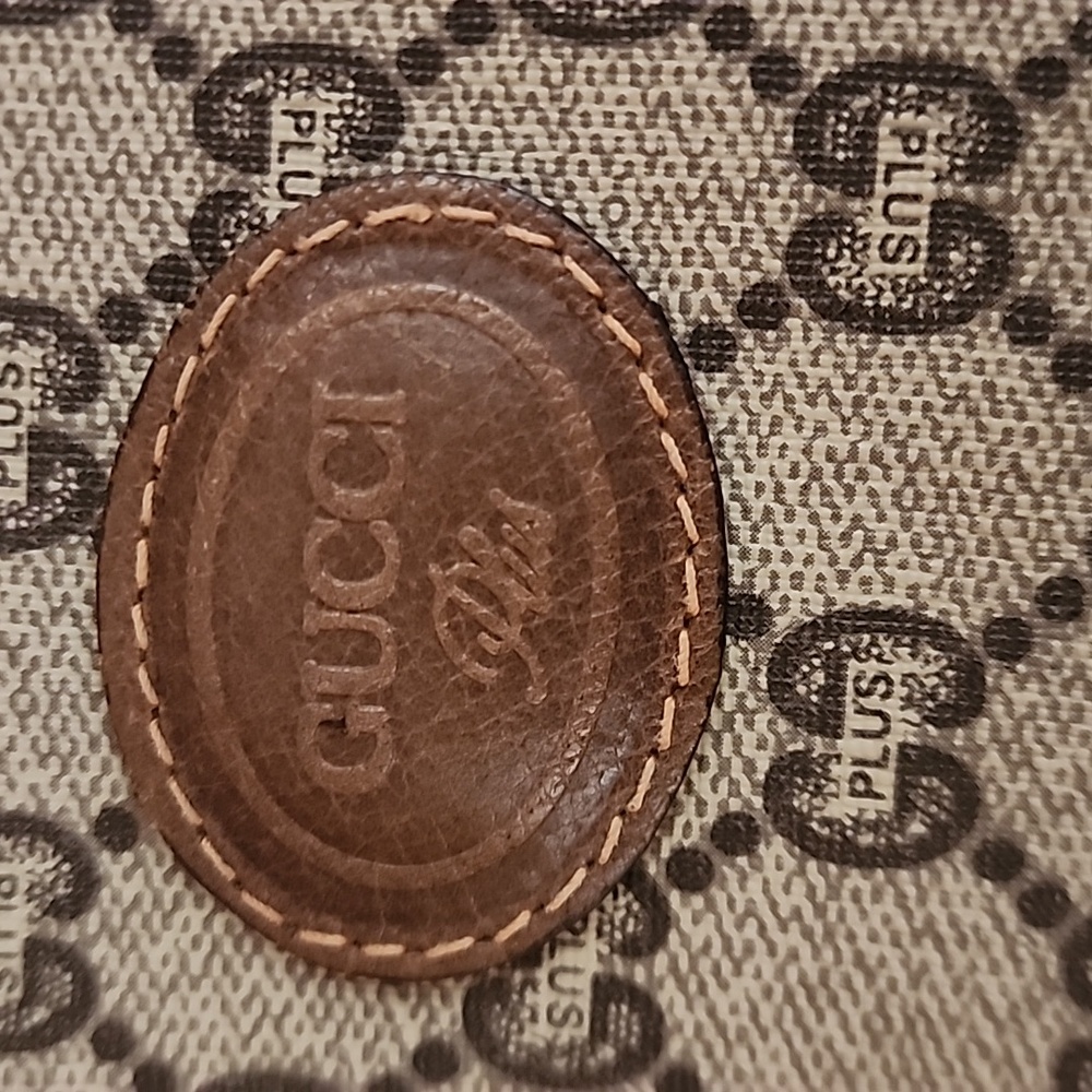 Vintage Genuine Gucci Cosmetic Bag - Picture 2 of 5